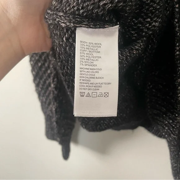 NWT New Tommy Bahama Black Metallic Shimmer Balloon Sleeve Knit Sweater - Picture 4 of 4